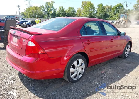 2010 Ford Fusion Se z USA, uszkodzony, nr VIN 3FAHP0HA7AR293320